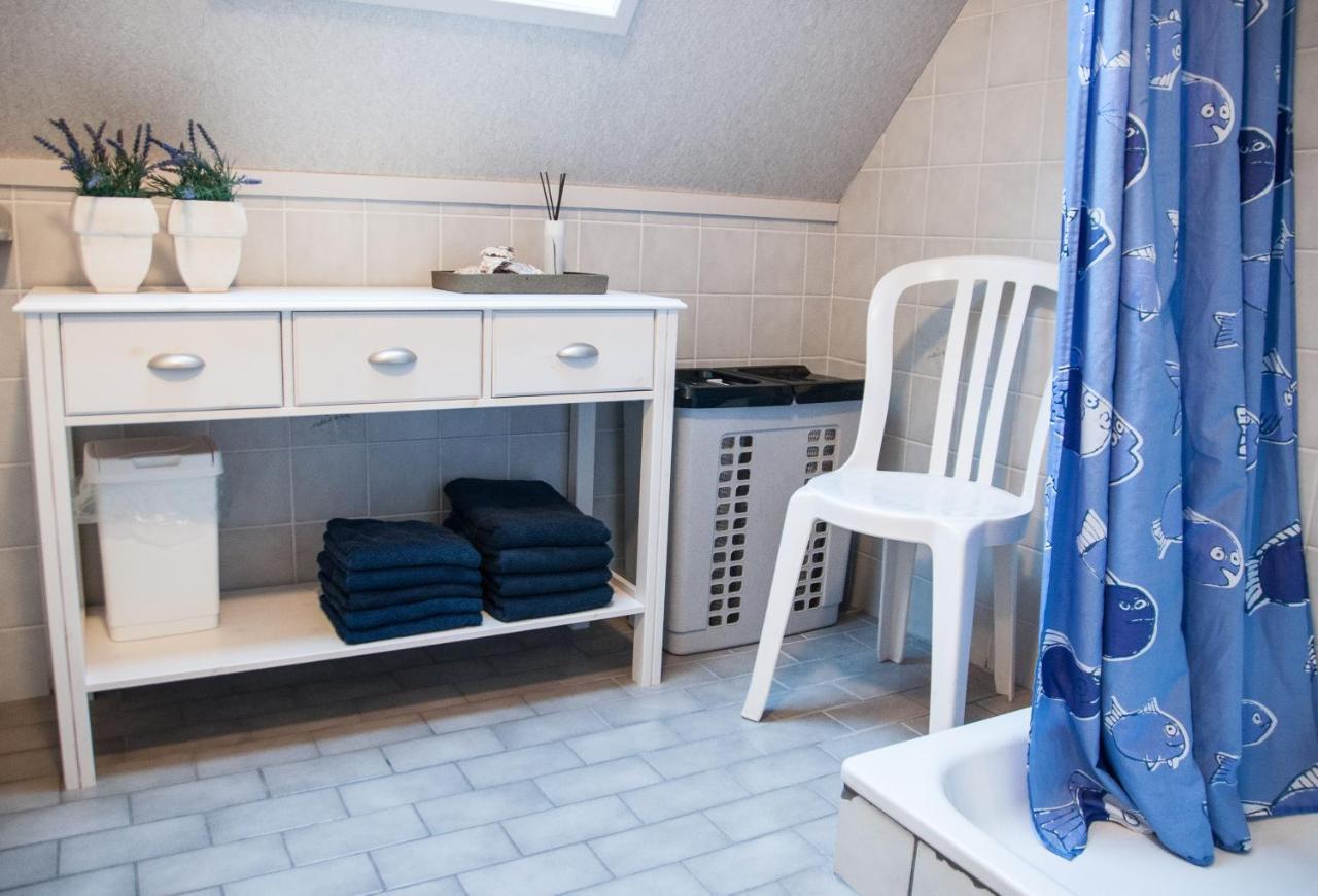 Familie Metz Apartamento Buren  Exterior foto